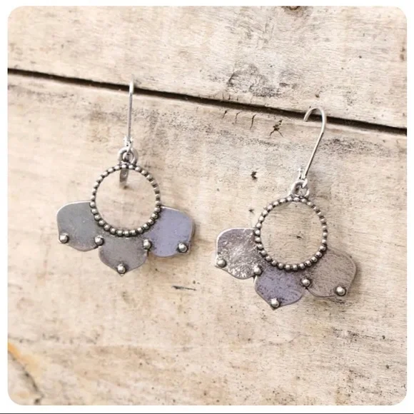 Silver Bohemian Style Flower Petal Earrings - Picture 1 of 2